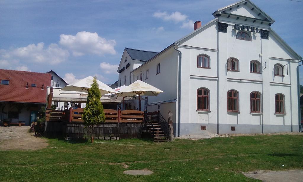 Marsovska Rychta Hotel โนเวมิสโต นา โมราเวีย ภายนอก รูปภาพ